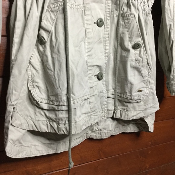 American Eagle Outfitters AEO Khaki Parka
Size XS - Picture 4 of 7